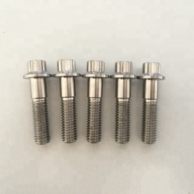 1.25 Nozes M8 com flanges de passo em titânio de grau 6AL4V para aplicações mecânicas normalizadas DIN
