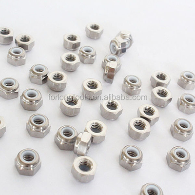 Algodão de titânio M6x1.25 Hex Flange Head Lock Nuts com acabamento universal e inserção de nylon que cumprem os requisitos da norma DIN